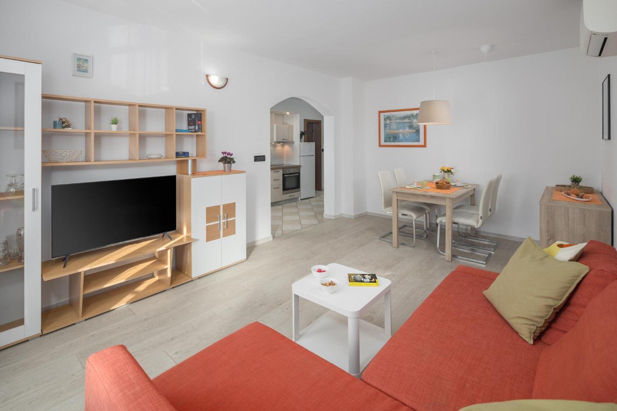 Villa Tina Poreč Eksteriør bilde
