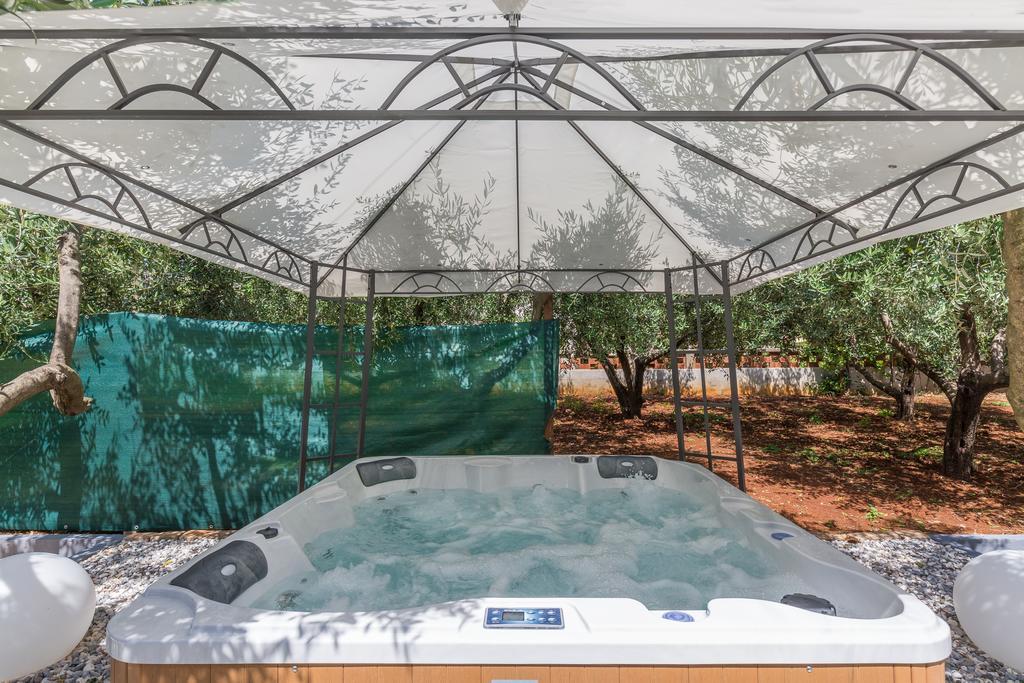 Villa Tina Poreč Eksteriør bilde